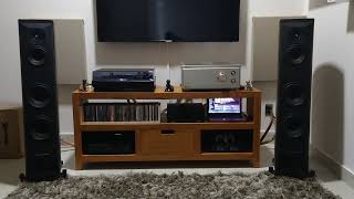 Pioneer A-09   Sonus Faber Cremona   Van Den Hul The Cumulus - Brian Bromberg
