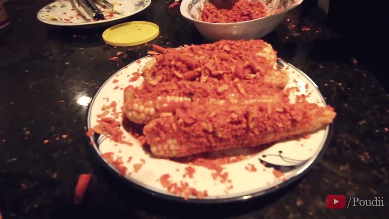 Кукуруза с чипсами от Poudii [EXTREME TAKIS CORN ON THE COBB]