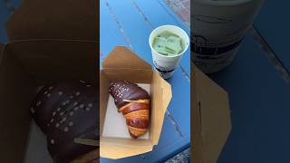 Your sign to go to your local bakeshop 🥐 #bakery #croissant #matcha