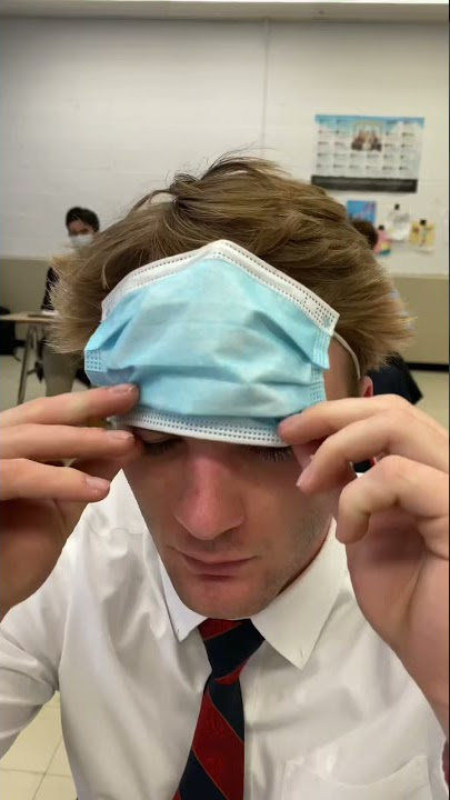 Ketika seseorang bersin setelah covid di sekolah #celanapendek #sekolah #covid19