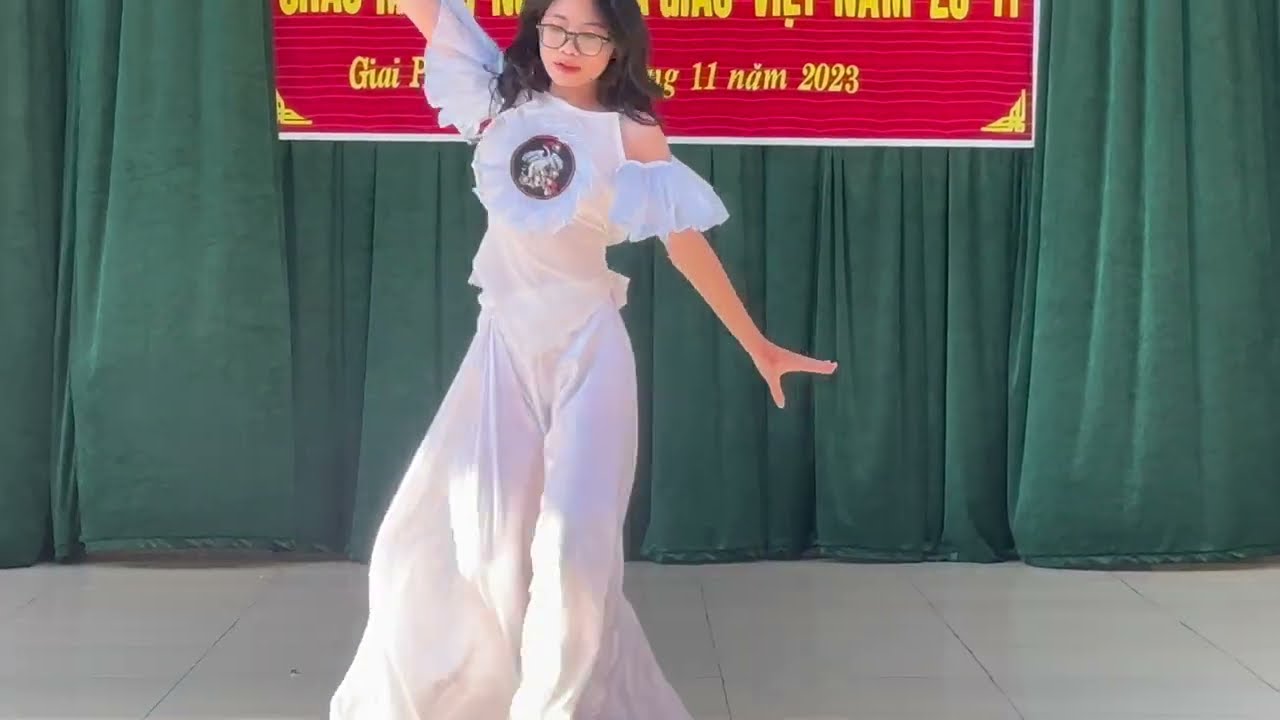 Văn nghệ 20/11/2023 - Lớp 9C