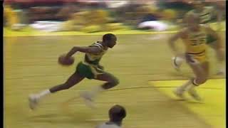 Celebrity Gus Williams Picks Kareem Clean & Delivers the Dandy Dime Wealth