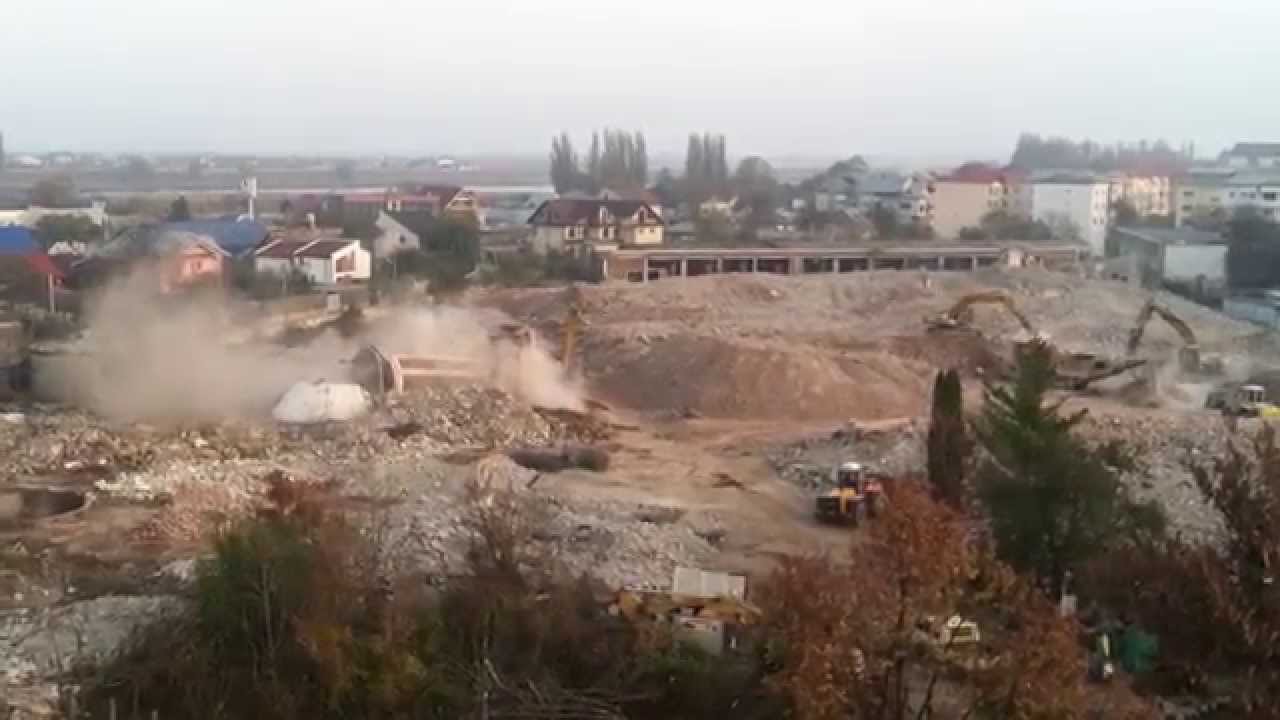 Demolare fabrica Pobac Bacau