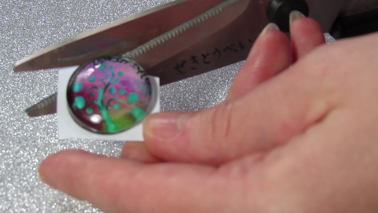 Comment découper un cabochon en verre