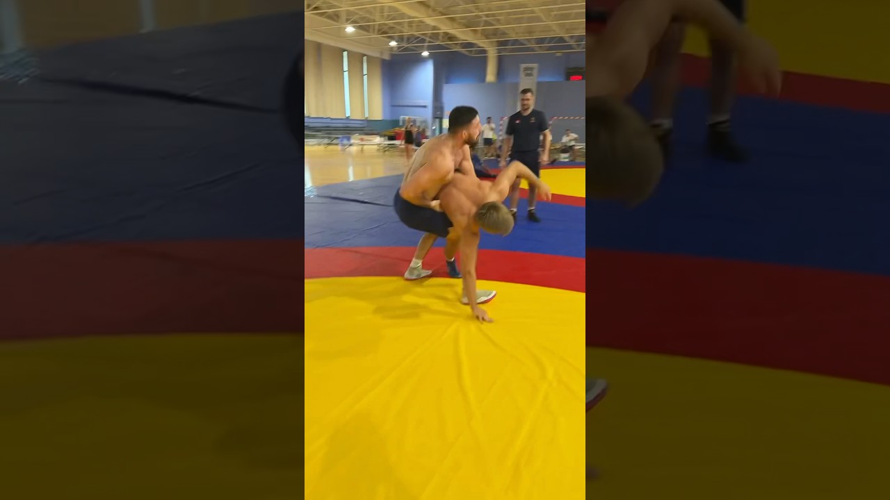 Jag möter Sveriges bästa brottare🇸🇪😱🤼‍♂️ ! Jag blev …🤕😶‍🌫️ DEL 3