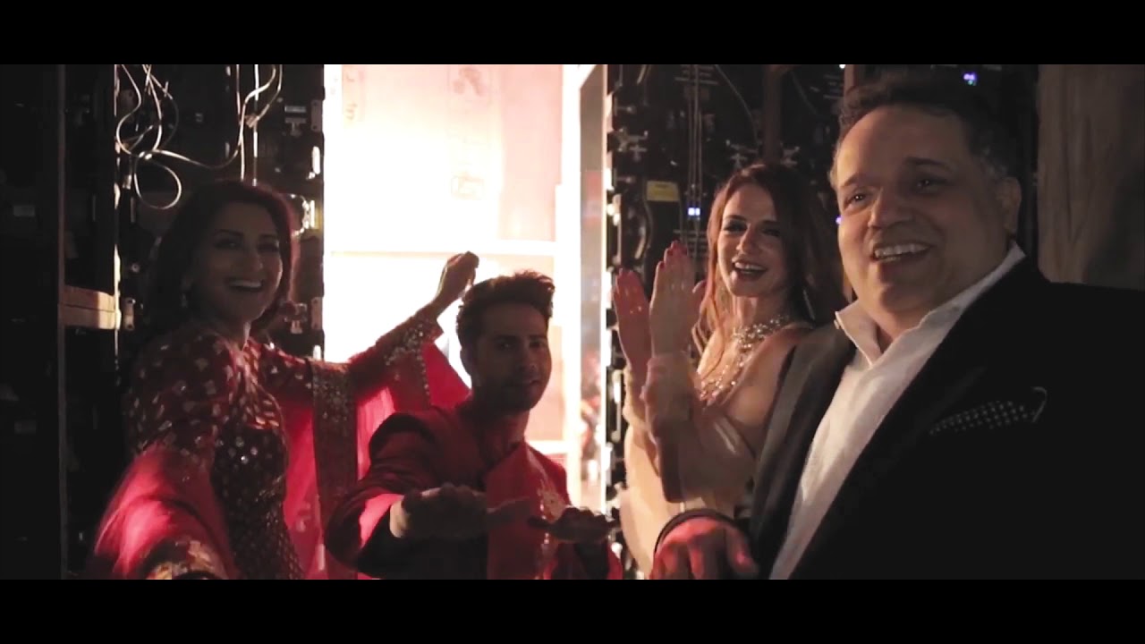 2017 ABU JANI SANDEEP KHOSLA’S VERY STYLISH YEAR