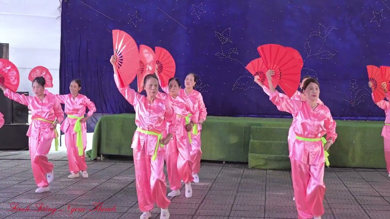 Lời ca dâng Bác_CLBDS thôn Đông xã Thiên Lộc_ Ngày  hội Đại Đoàn Kết toàn dân 2025 thôn Đông