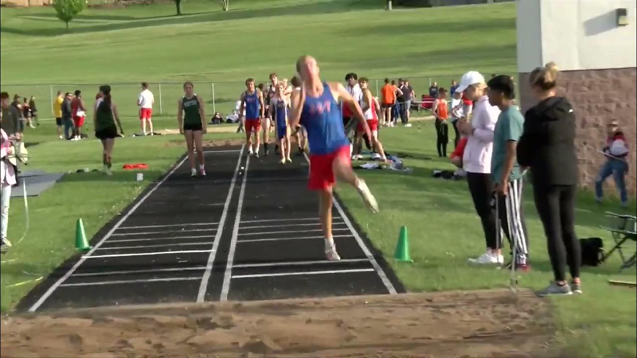 Arcadia hosts WIAA Regional Track event YouTube
