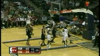 Greg Oden Foul on Gerald Wallace vs. Bobcats
