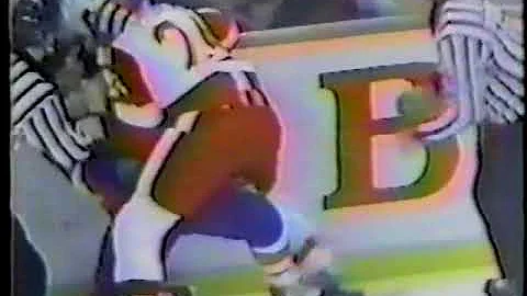Bob Probert vs Clark Gillies