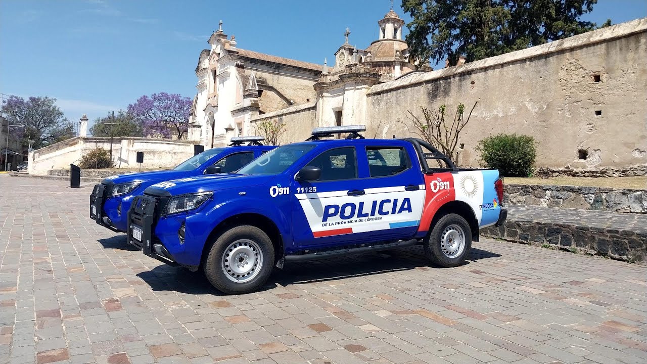 Sirenas Flash de los Nuevos Patrulleros 0KM de la Policía de Cordoba
