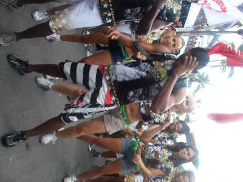 How you dance to Axe music