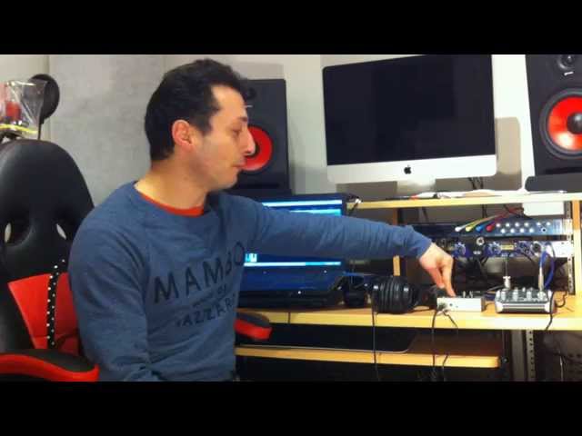 Zero Latency Recording using Behringer Xenyx Q502USB & MA400 - YouTube