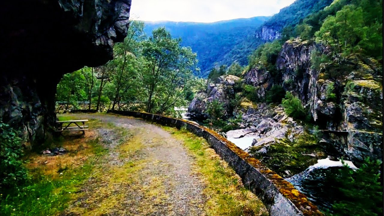 فيروز في قلب النرويج: رحلة ساحرة بين القرى الخلابة