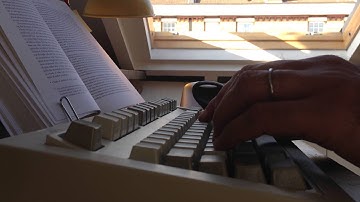 IBM Model M, space saving keyboard SSK typing (real life)