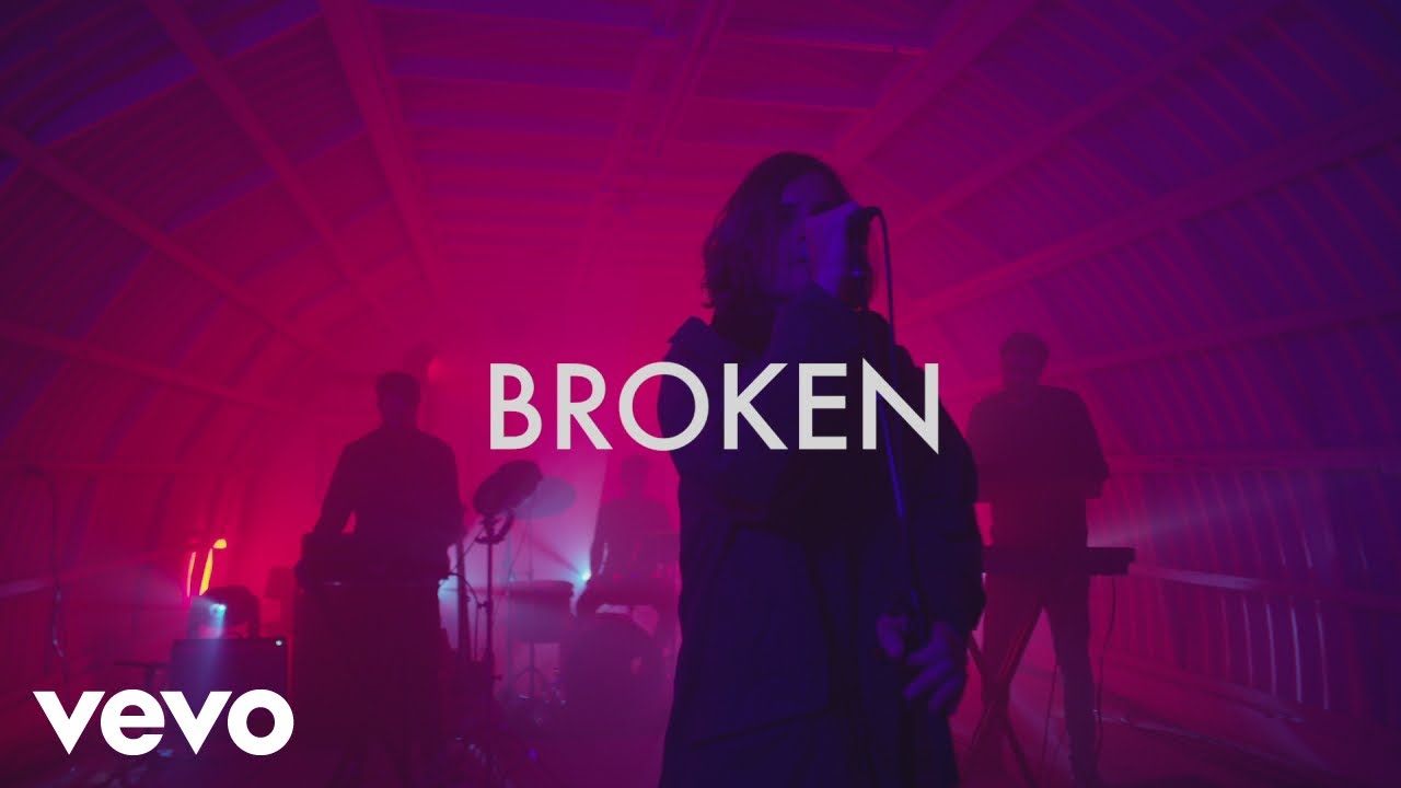 The Brinks - Broken (Live From The Bunker)