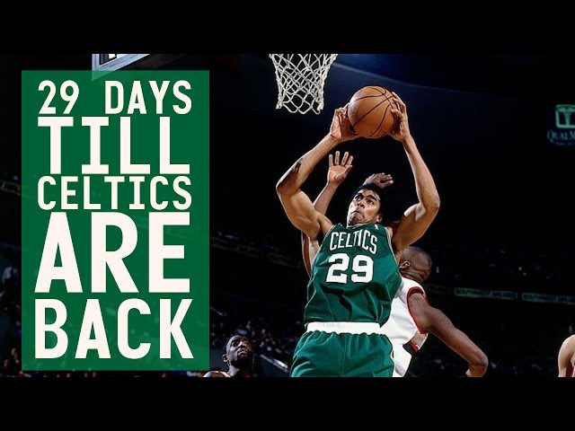 29 days till Celtics are back: #29 Pervis Ellison with a two-handed dunk from Antoine's great pass class=