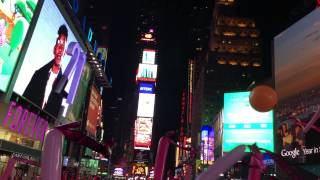 "Empire State Of Mind" (Times Square - December 31, 2014)