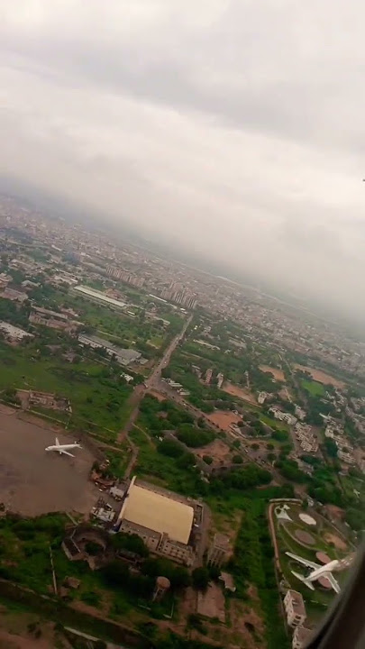 https://vt.tiktok.com/ZSDcH425A/