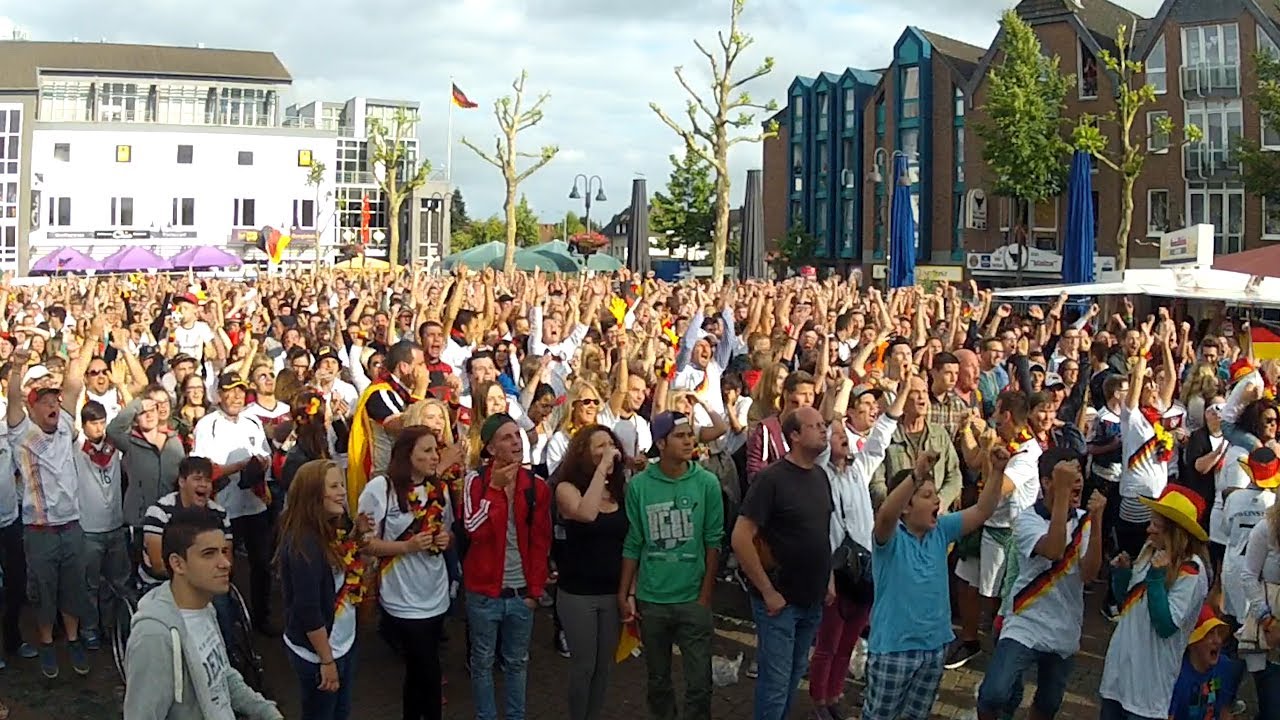 myREGIO.TV - AKTUELL: Public Viewing in Heinsberg