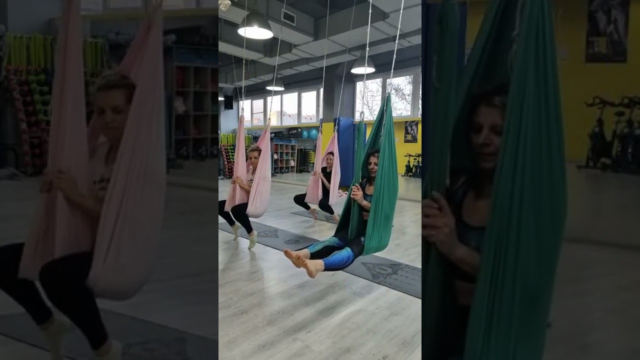 йога в гамаках UNNATA  Aerial Yoga 🧚‍♀️