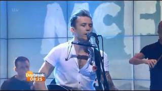 Mcfly - Love Is On The Radio Live Daybreak