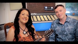 Little Country Store - Craig Lloyd & Merelyn Carter