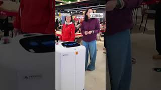 Beijing Opens Robot Restaurant, Promising 50% Boost in Efficiency Beijing Opens Robot Restaurant, Promising 50% Boost in Efficiency