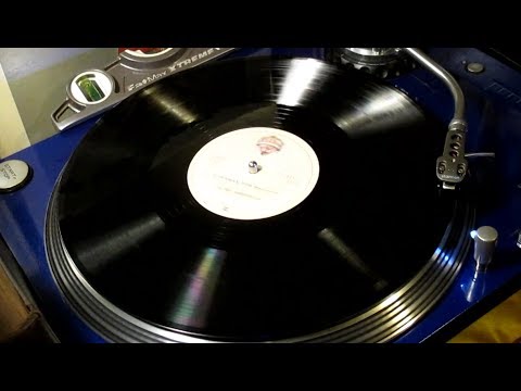 Laurie Anderson- "O Superman (for Massenet)" 1982