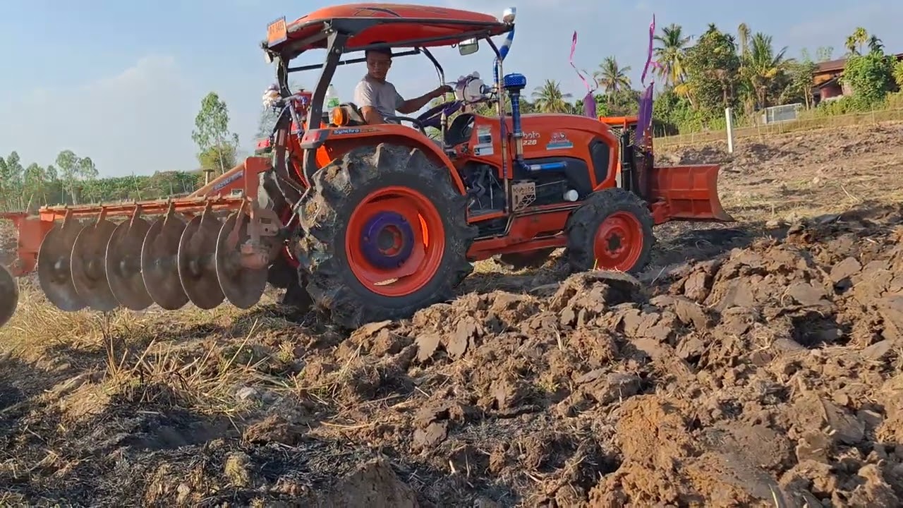 รีวิวรถไถคูโบต้า L5228 ไถนาทางดันทำถนนแรงได้ใจ 