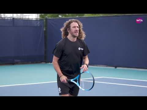 Carles Puyol Plays Tennis with Garbiñe Muguruza! | 2019 Miami Open