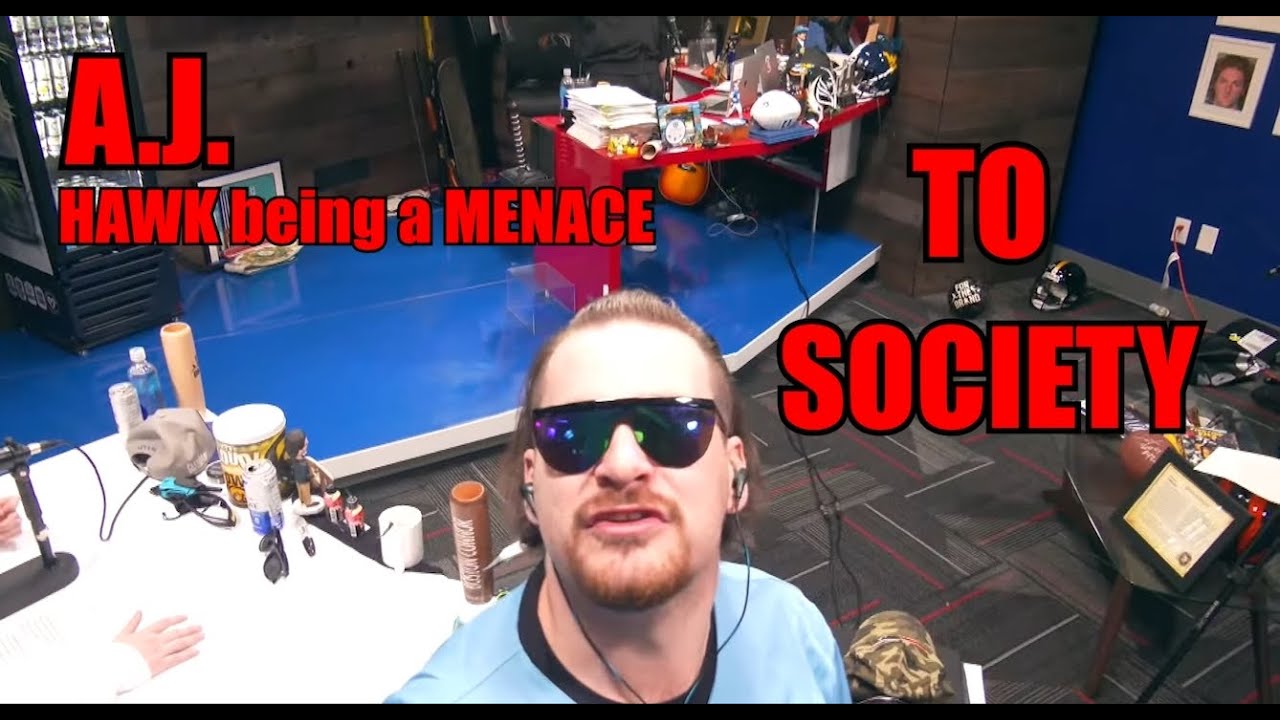 Эй Джей Хоук представляет угрозу обществу на протяжении 8 минут в шоу Пэта МакКафи.