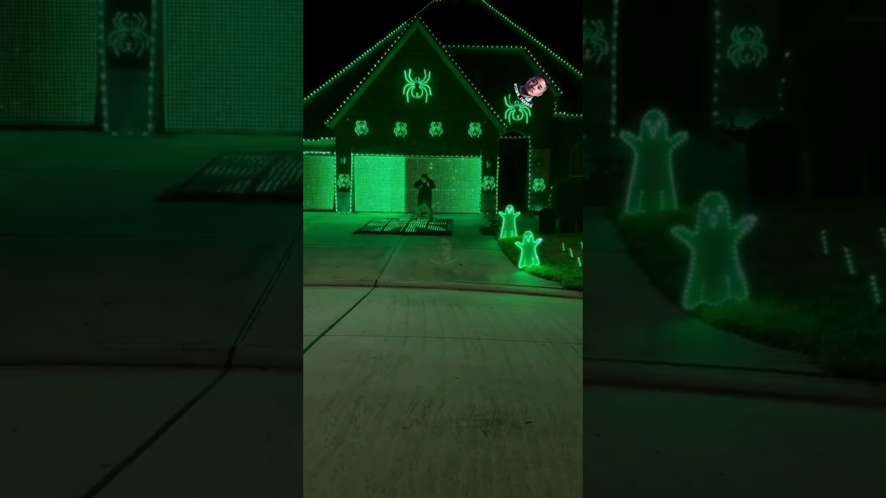 Tootsie Roll | Htown Frankie Halloween Light Show 🍬