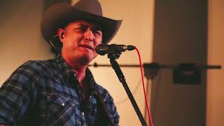 Matt Tucker - We Need To Talk (Live at Magnolia Park Studio)