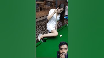 Skill tingkat dewa cewe biliard 👈 ini triknya #shorts #shortvideo #biliardshoanggiavietnam