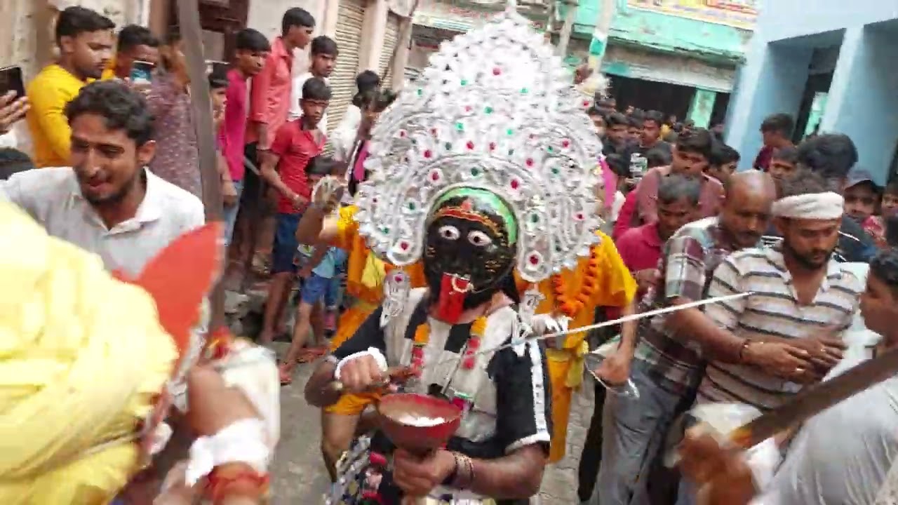 जहाँगीरपुर दशमी के उपलक्ष्य में माँ काली की शोभायात्रा काली कलाकर -मुकुल शर्मा (Riport Vinay sharma)