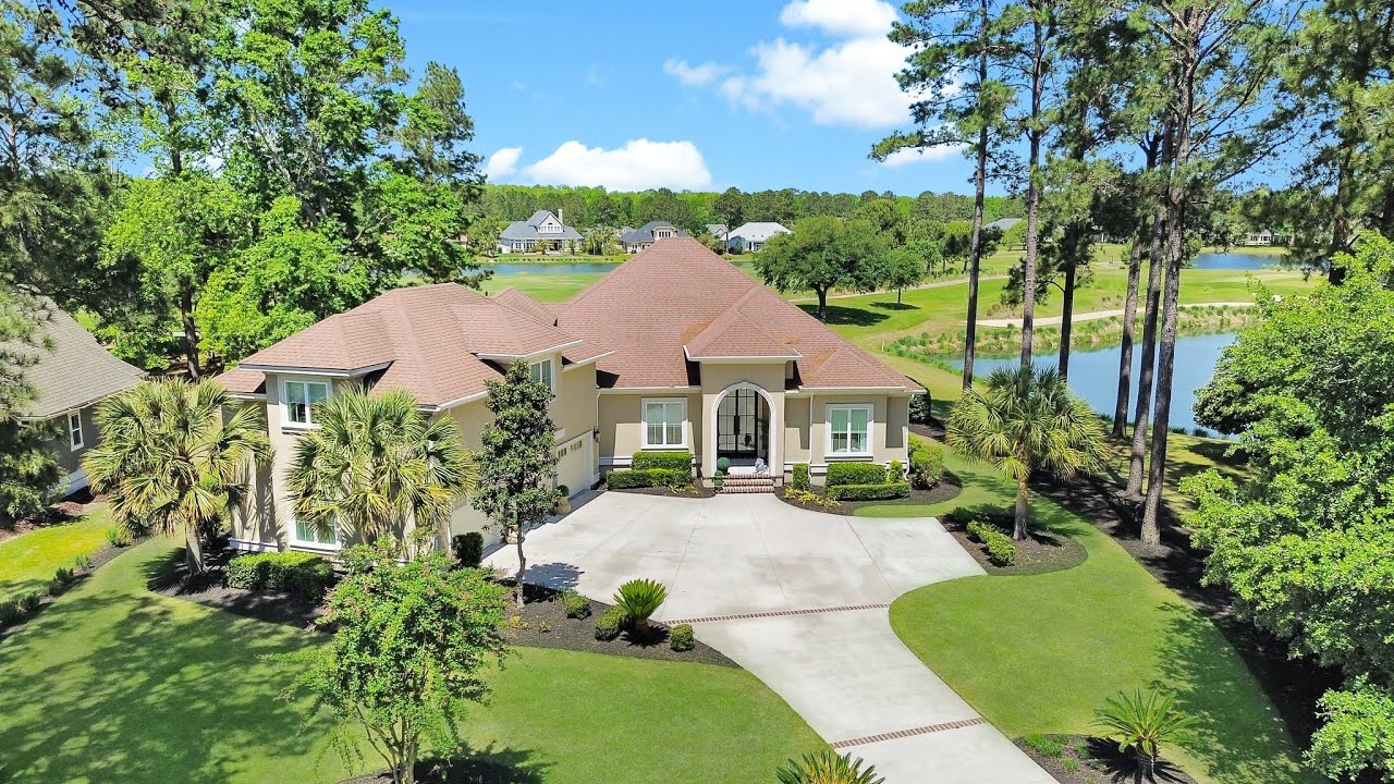 40 Hampton Hall Blvd, Bluffton, SC 29910 Luxury with Rich Set of Community Amenities