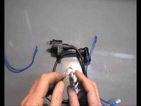 Vidéo: Comment installer des bobines sur des isolateurs de prise?