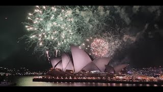 Highlights of the Sydney Harbour NYE fireworks - Happy 2022!!!