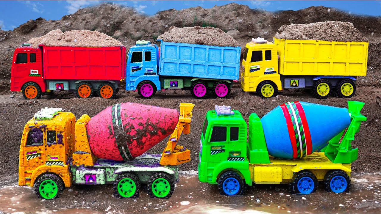 Xe cứu hỏa dập lửa, máy xúc, ô tô cần cẩu xây trạm xăng dầu | Bé cá đồ chơi