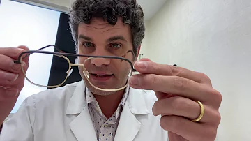 ¿Debo llevar gafas para el astigmatismo?