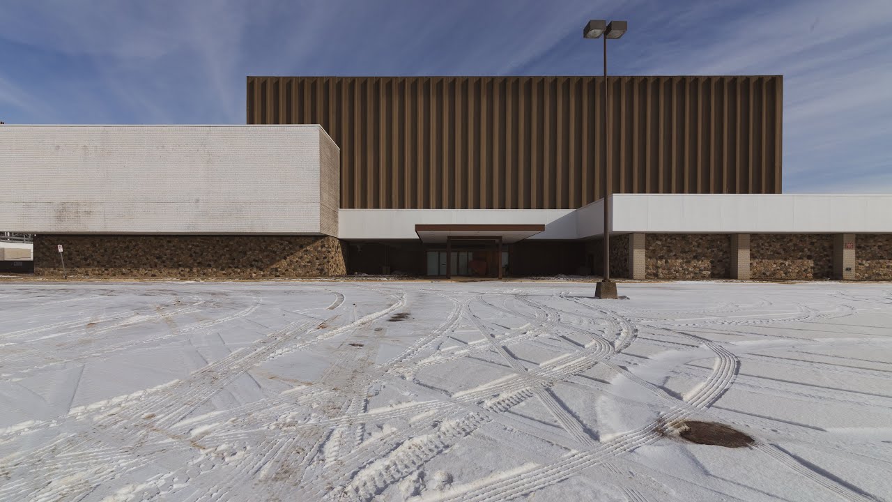 Ontario Center Mall (Richmond Mall) 1/23/26