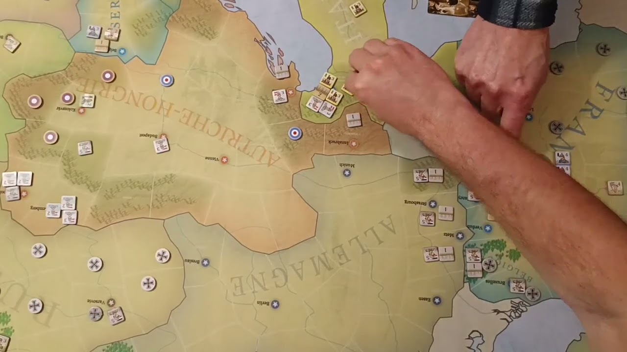 Downfall of the empires board game. Game play in greek. Last part. Collapse of the central powers. 