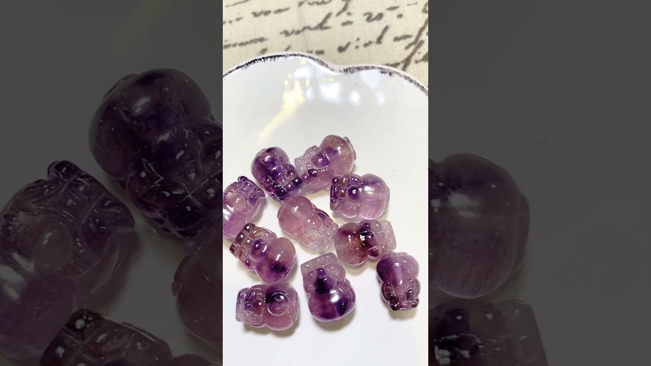 高品質】水晶彫刻「貔貅（ひきゅう）」 大型 専用台座付き ⭐︎財運 k527-