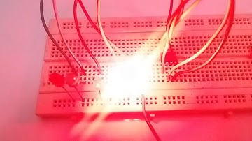 Attiny13 Microcontroller Based 5 Led Police flashing project.Attiny13 led police strobe nice effect