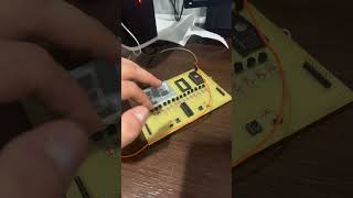 Registrador soldado, e agora estou gravando as memórias #engenhariaeletronica #8bits