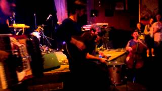 Bowerbirds - Bur Oak (Live at Hi-Tone Memphis 10/10/12)