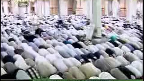 صلاة الفجر 19 12 1434 القارئ أحمد طالب حميد تلاوة حجازية عجيبة‬