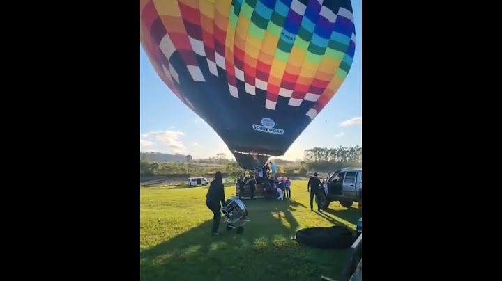 Balão pega fogo, cai sobre posto de saúde e deixa ao menos oito mortos em Santa Catarina