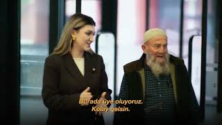 Bazı Insanlar Kitap Okur, Bazıları Kitaplarla Yaşar